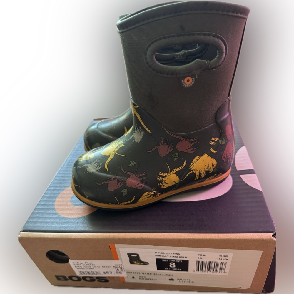 Bogs olive green and Yellow Rain & Snow Boots with Comfort Grip